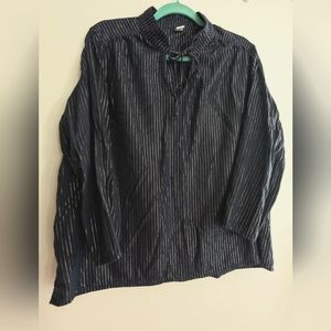 Old Navy Sz Large blouse, Navy w/silver pinstripes